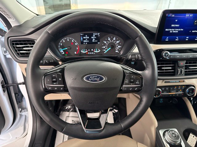 Used 2022 Ford Escape SEL AWD/4WD image 27