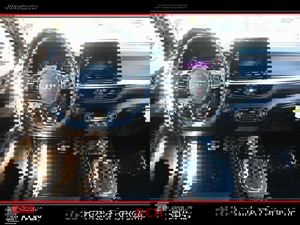 Used 2023 Kia Forte GT w/ GT2 Package image 8