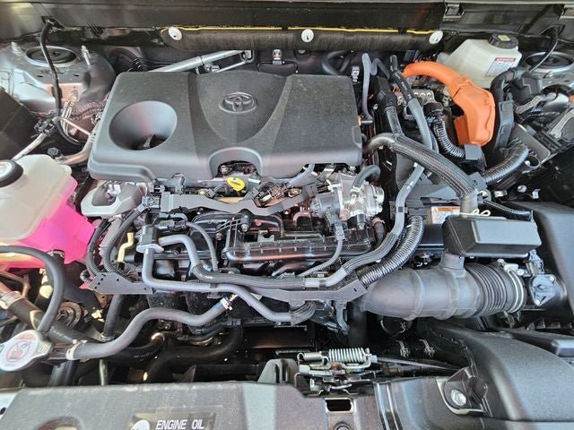 Used 2025 Toyota RAV4 XLE AWD/4WD image 33