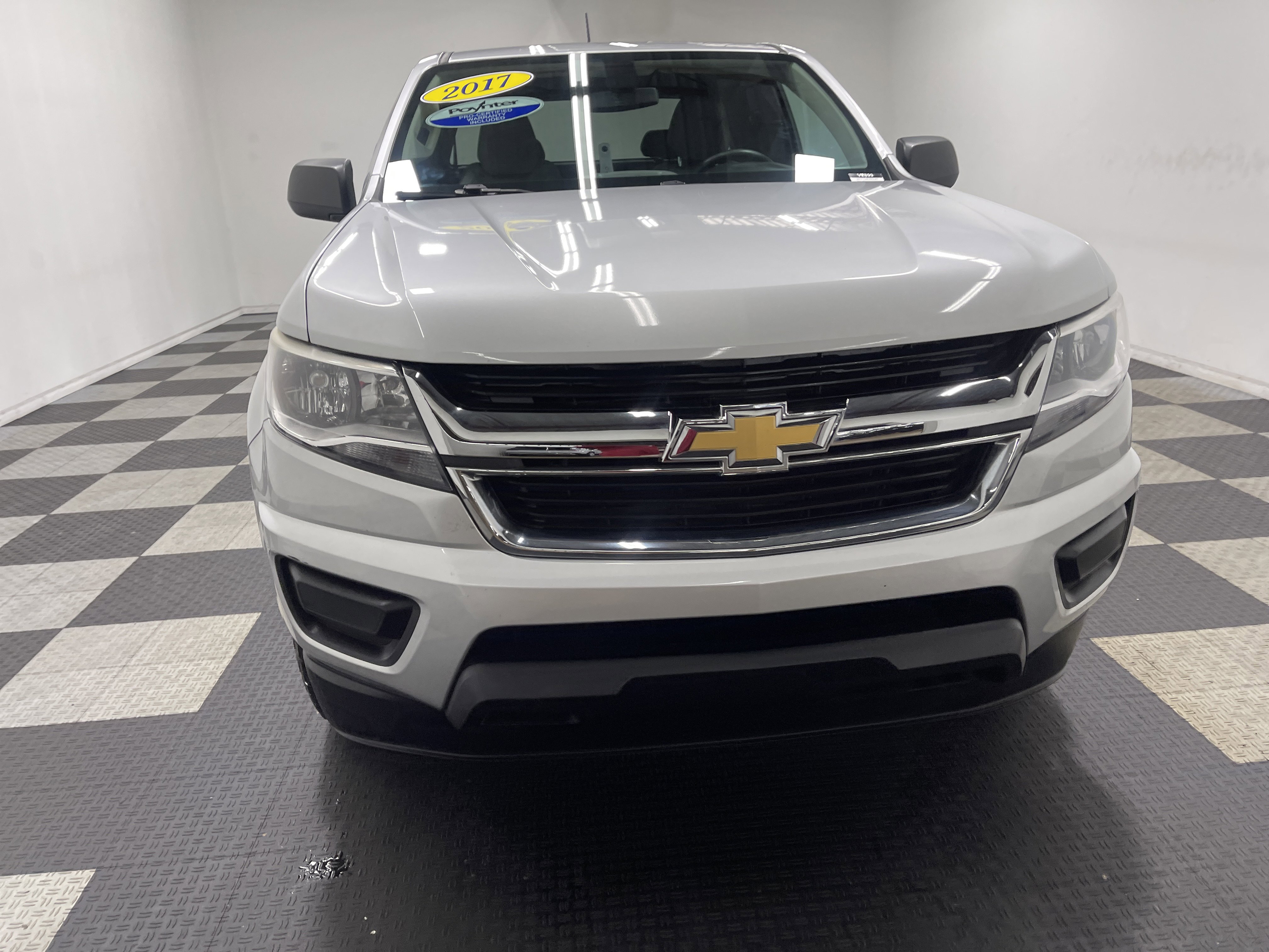 Used 2017 Chevrolet Colorado W/T RWD image 7