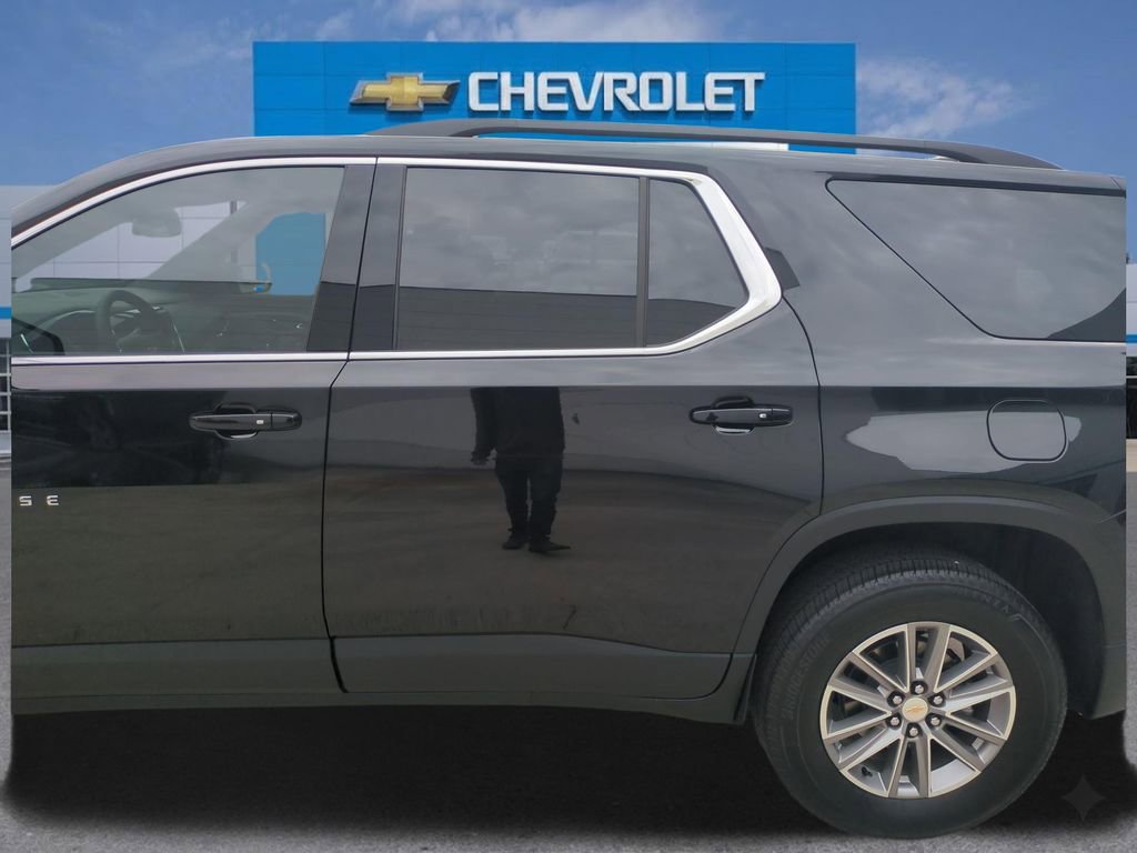 Used 2024 Chevrolet Traverse LT FWD image 28