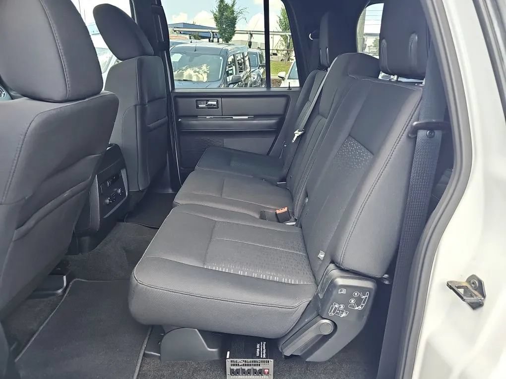 Used 2016 Ford Expedition EL XL w/ Equipment Group 101A AWD/4WD image 21