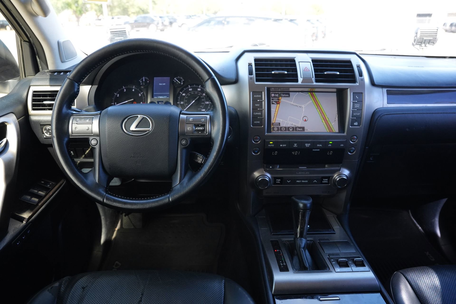 Used 2014 Lexus GX 460 image 9