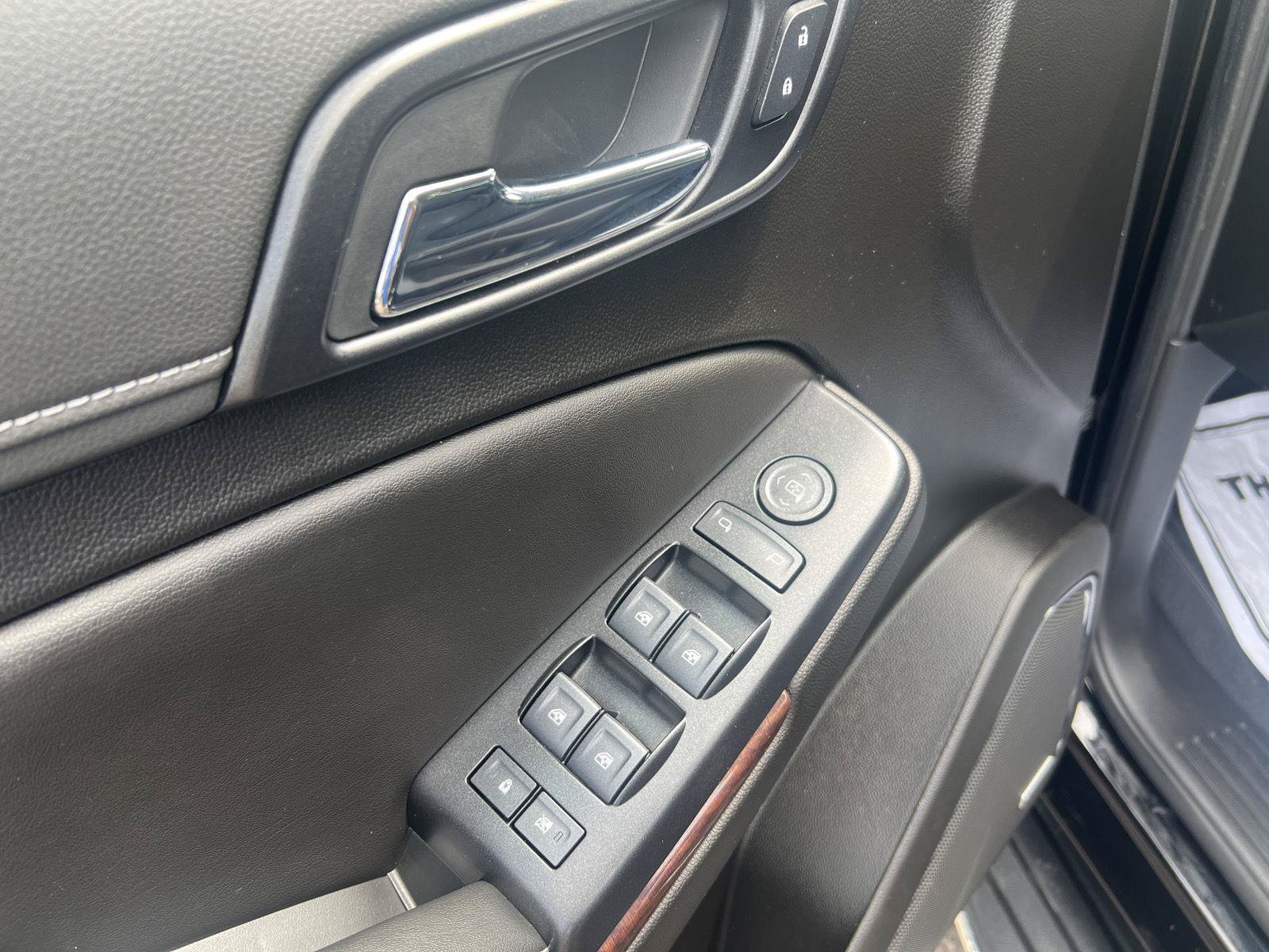 Used 2020 GMC Yukon SLE w/ SLE Value Package AWD/4WD image 26