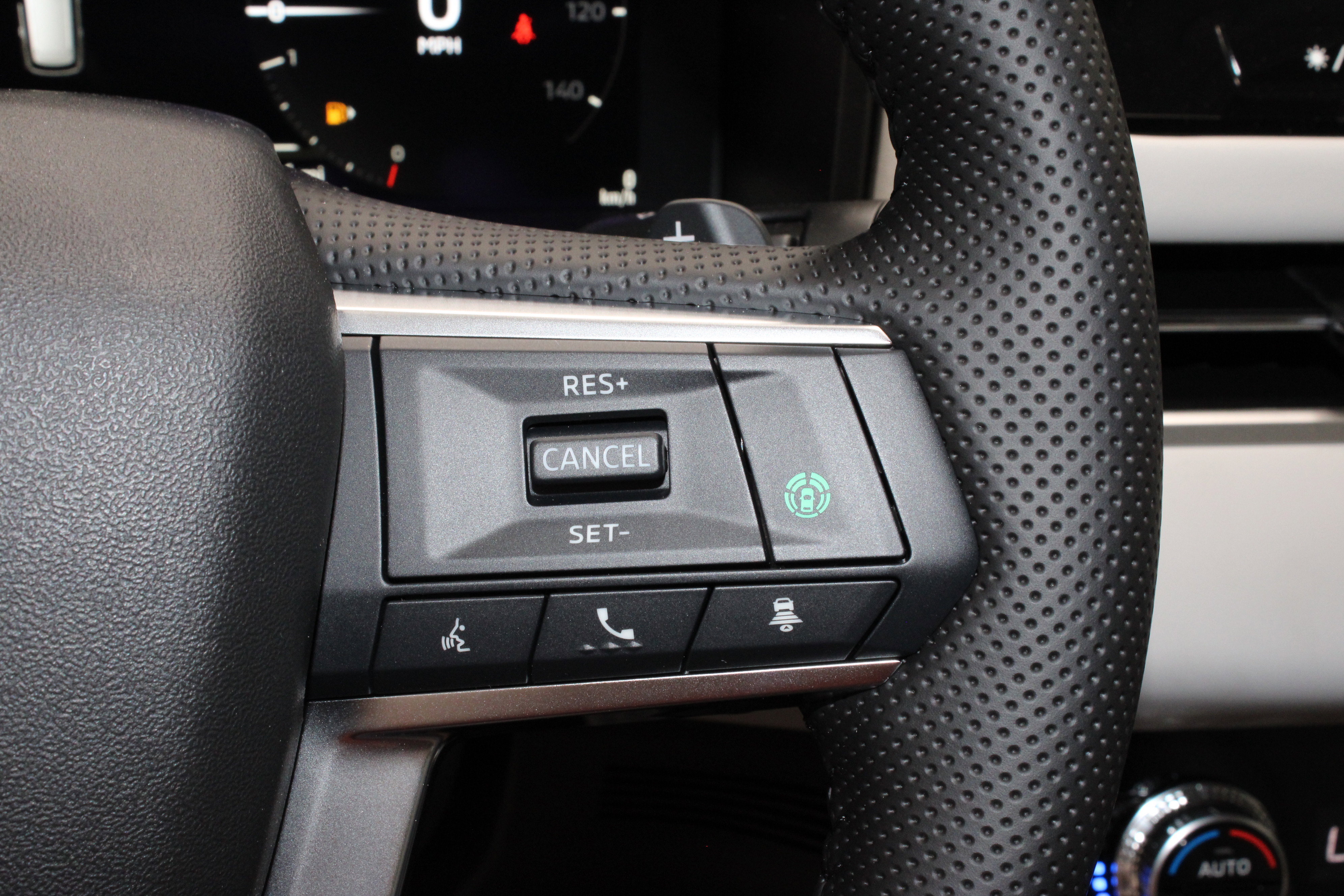 New 2025 Mitsubishi Outlander SEL image 22