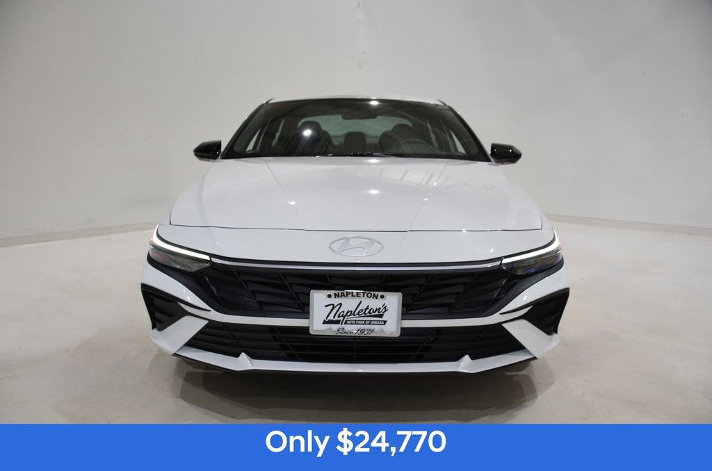 New 2026 Hyundai Elantra Sport image 2