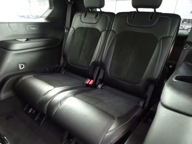Used 2024 Jeep Grand Cherokee L Laredo image 8