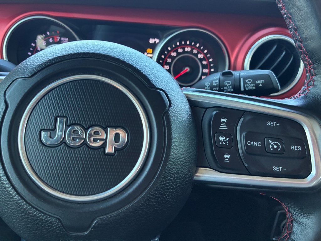 Used 2020 Jeep Wrangler Unlimited Rubicon AWD/4WD image 12