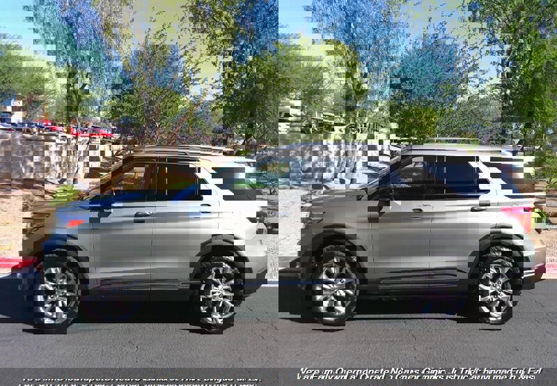 Used 2020 Ford Explorer Limited image 7