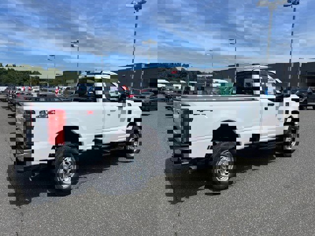 New 2026 Ford F250 XL image 5
