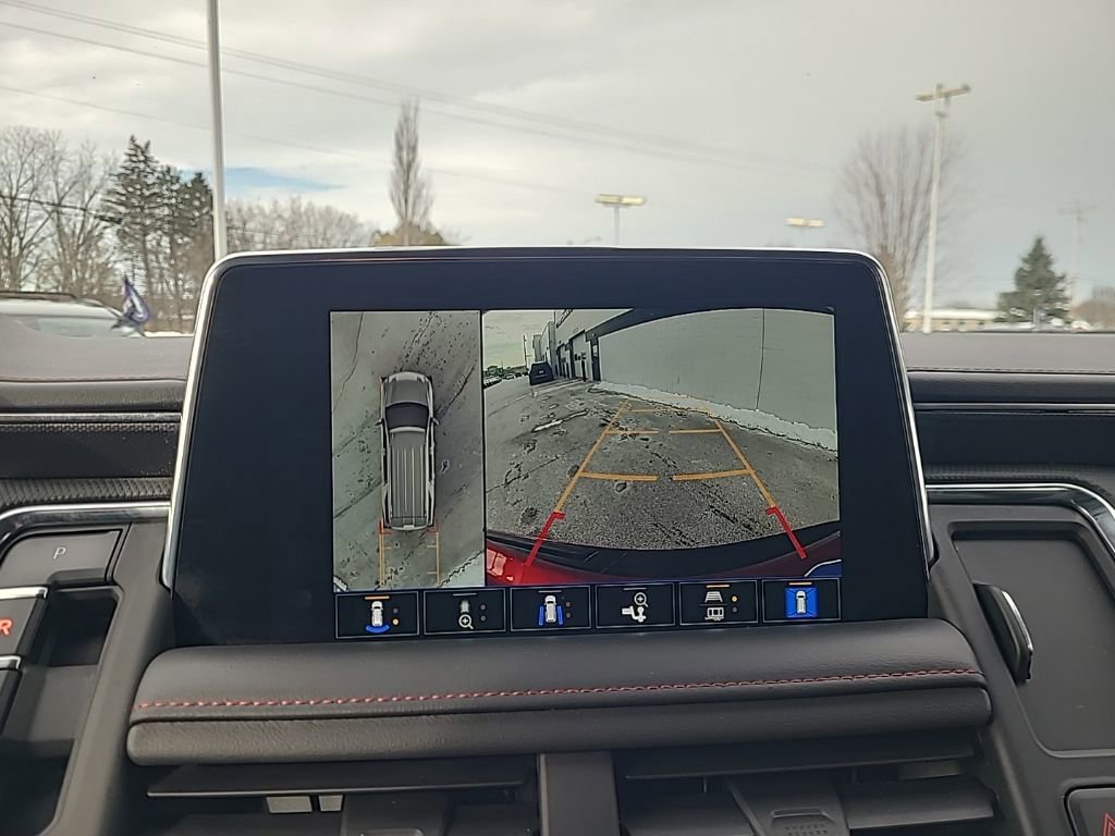 Used 2022 Chevrolet Tahoe RST w/ Luxury Package image 25