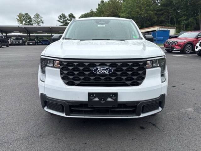 Used 2025 Ford Maverick XLT FWD image 8