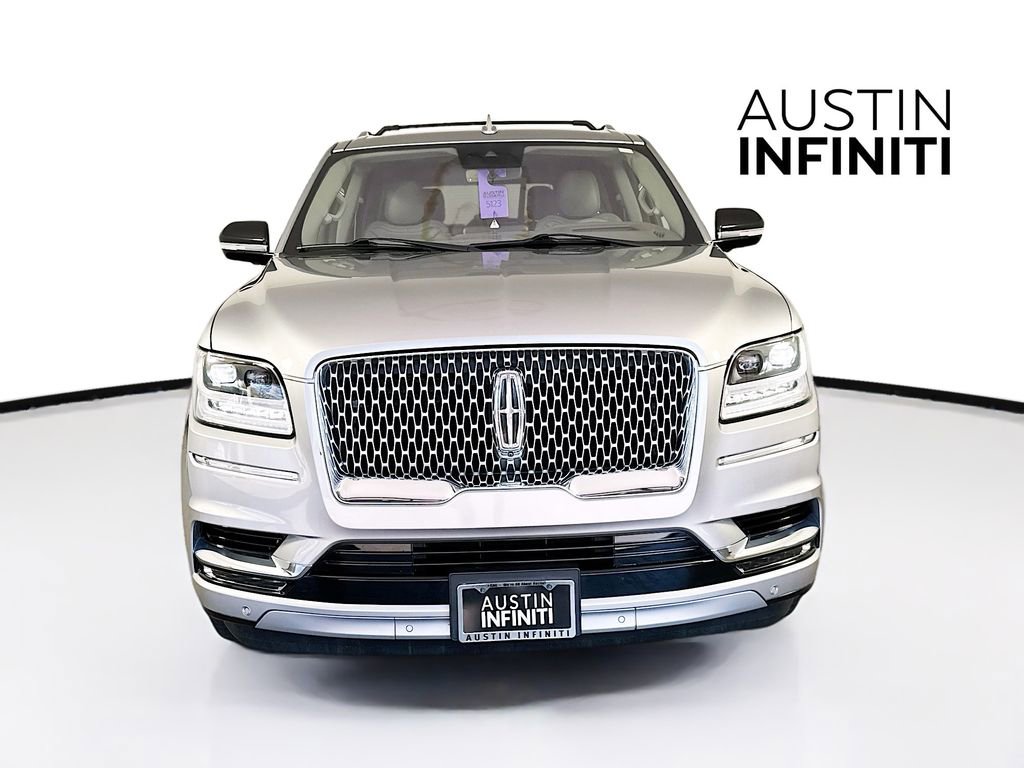 Used 2020 Lincoln Navigator Reserve w/ Luxury Package image 2