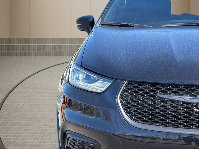 New 2026 Chrysler Pacifica Limited FWD image 10