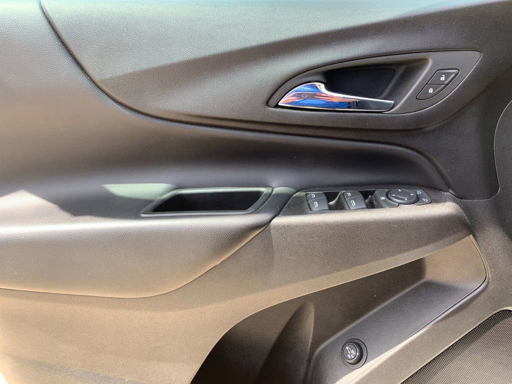 Used 2020 Chevrolet Equinox LT AWD/4WD image 12