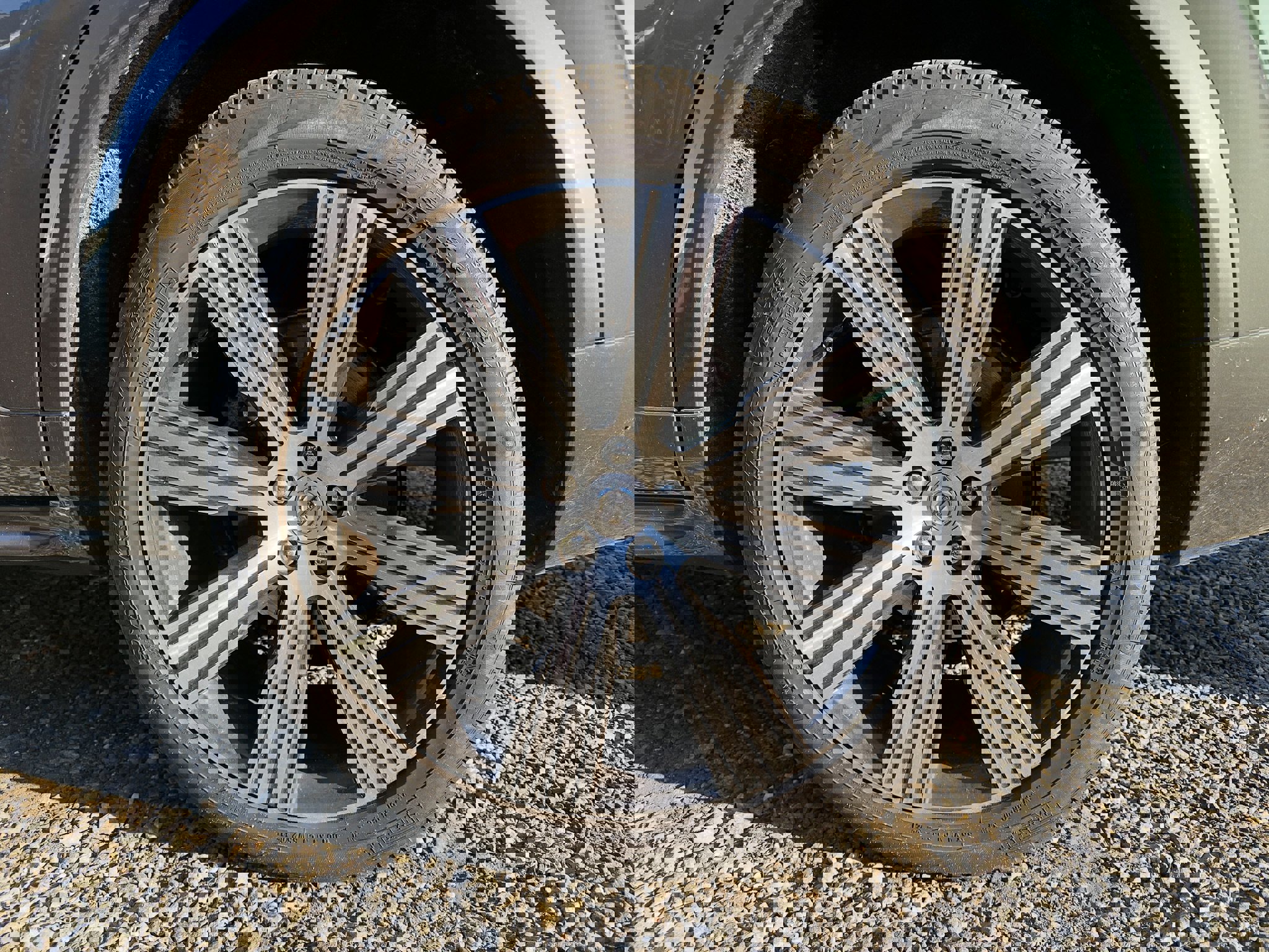 Used 2020 Volvo XC90 T6 Inscription w/ Protection Package image 11