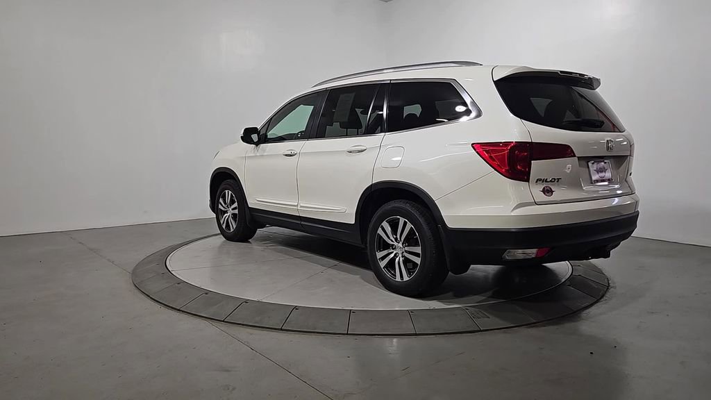 Used 2017 Honda Pilot EX-L image 3