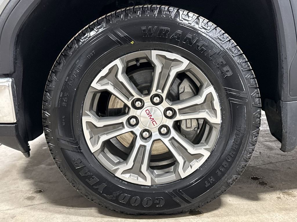 Used 2025 GMC Sierra 1500 SLT image 26