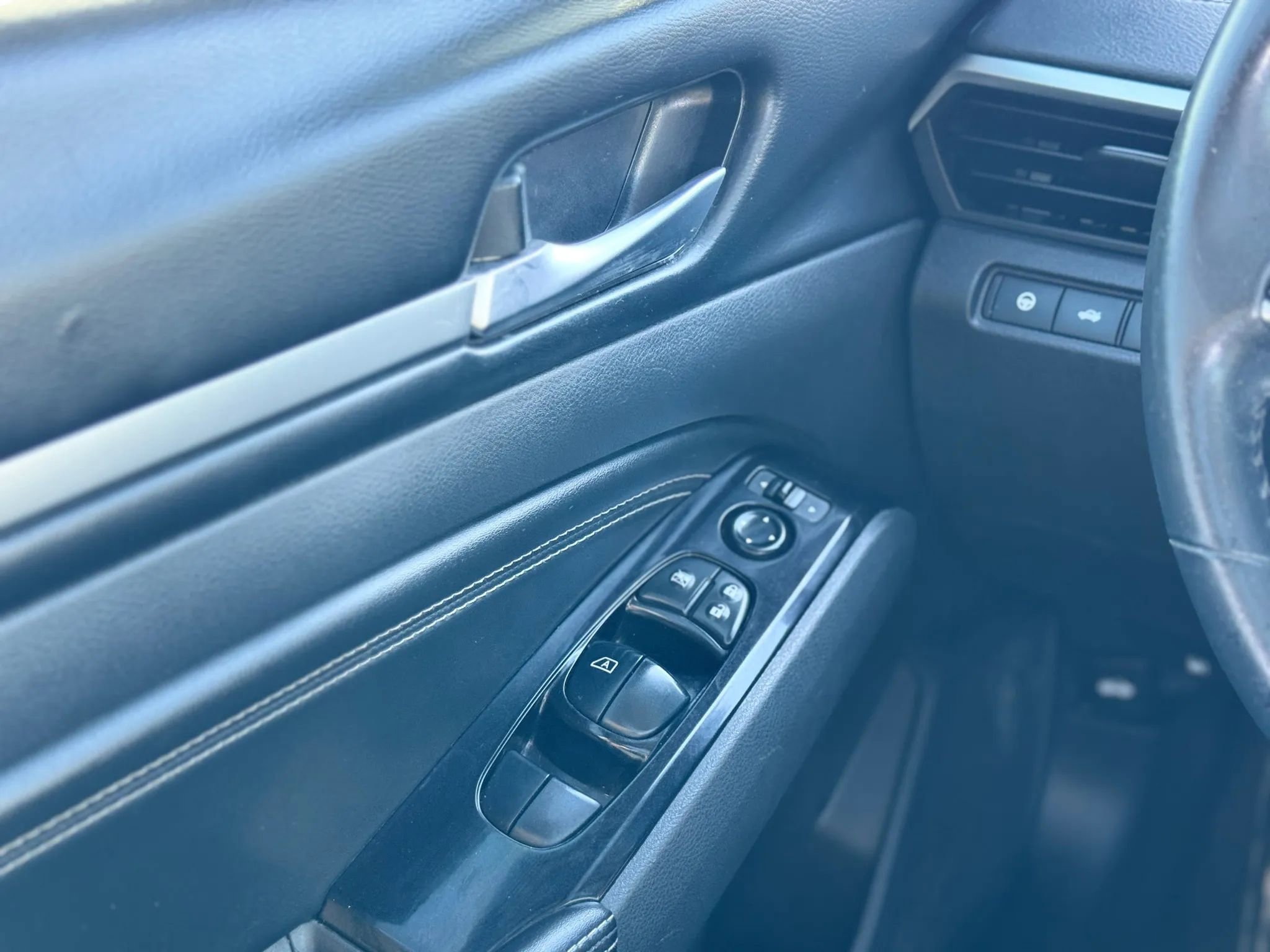 Used 2022 Nissan Altima 2.5 SV w/ SV Premium Package image 41