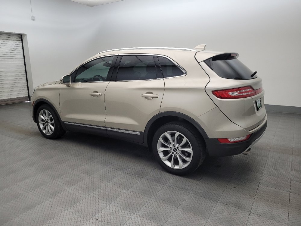 Used 2017 Lincoln MKC Select w/ Select Plus Package FWD image 3