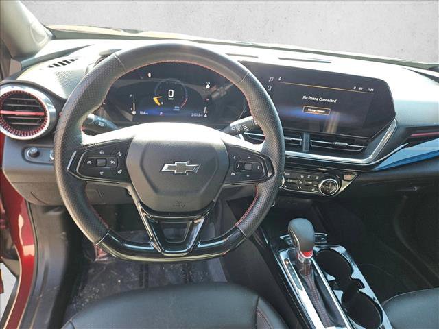 Used 2024 Chevrolet Trax RS w/ Sunroof Package image 16
