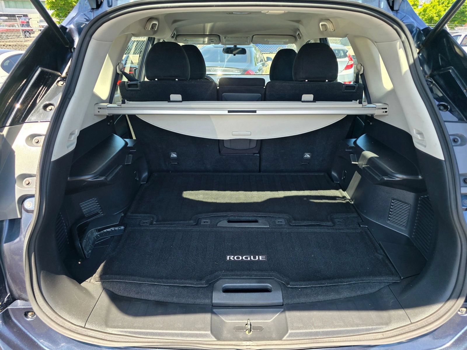 Used 2016 Nissan Rogue S FWD image 15