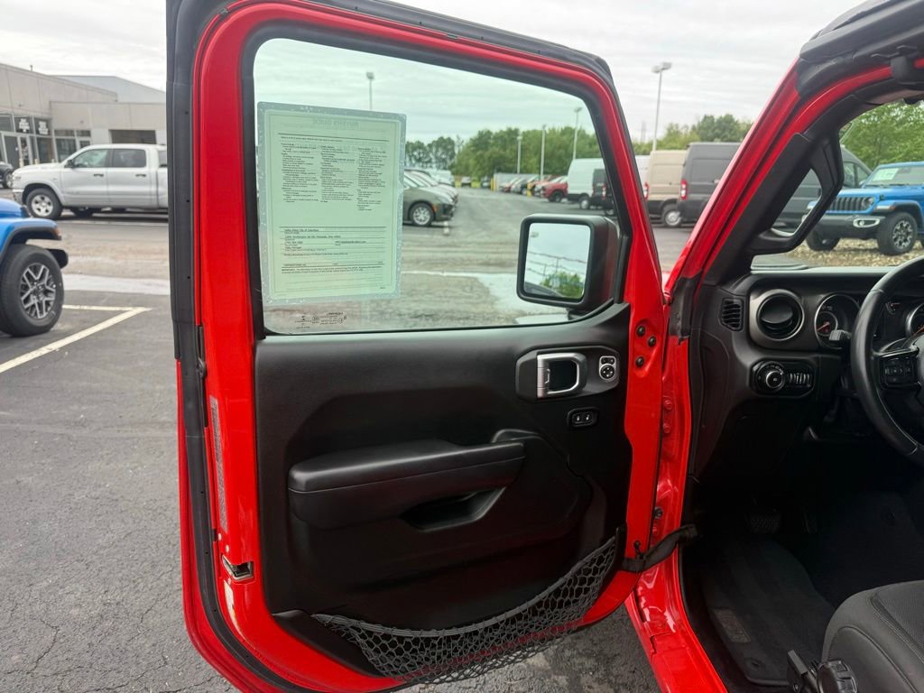 Used 2019 Jeep Wrangler Sport AWD/4WD image 11
