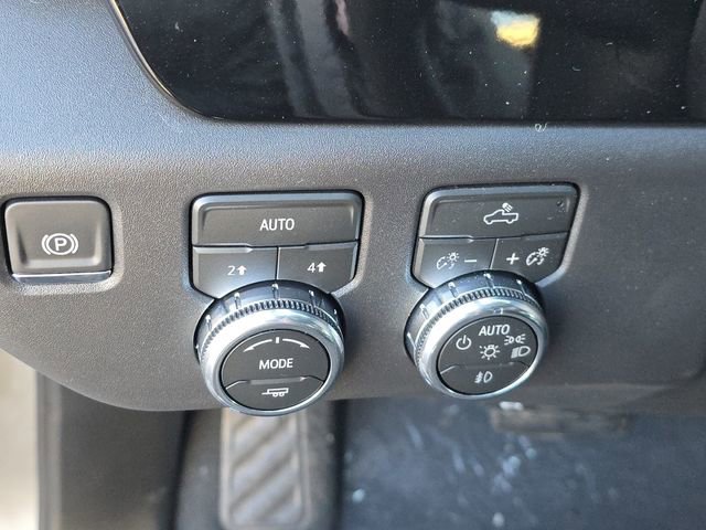 New 2026 GMC Sierra 1500 Elevation image 5