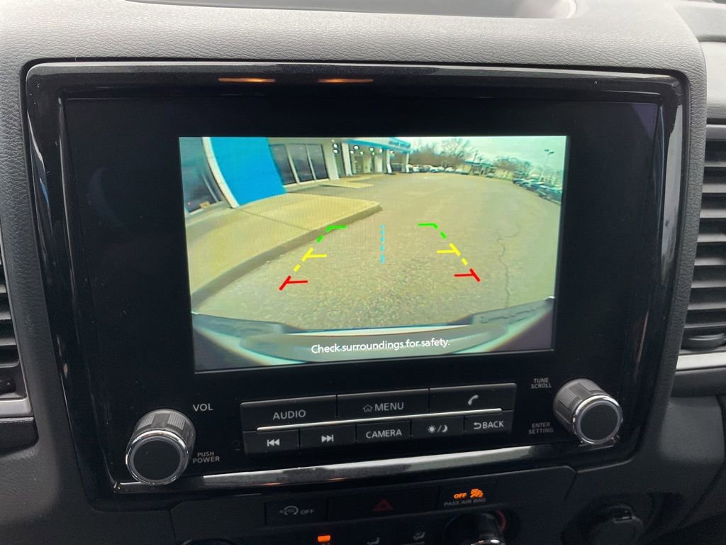 Used 2023 Nissan Frontier SV image 8