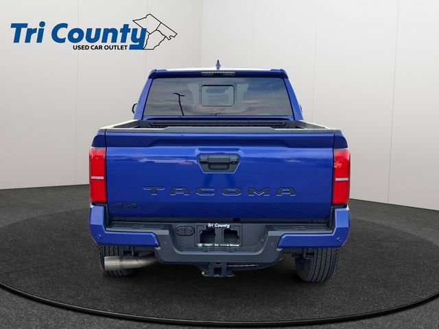 Used 2024 Toyota Tacoma TRD Sport w/ TRD Sport Upgrade Package image 7