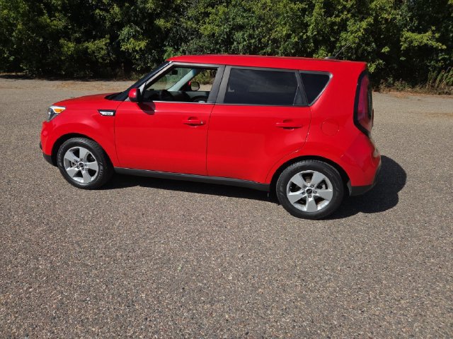 Used 2019 Kia Soul FWD image 6