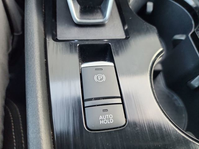 Used 2024 Nissan Rogue S image 26