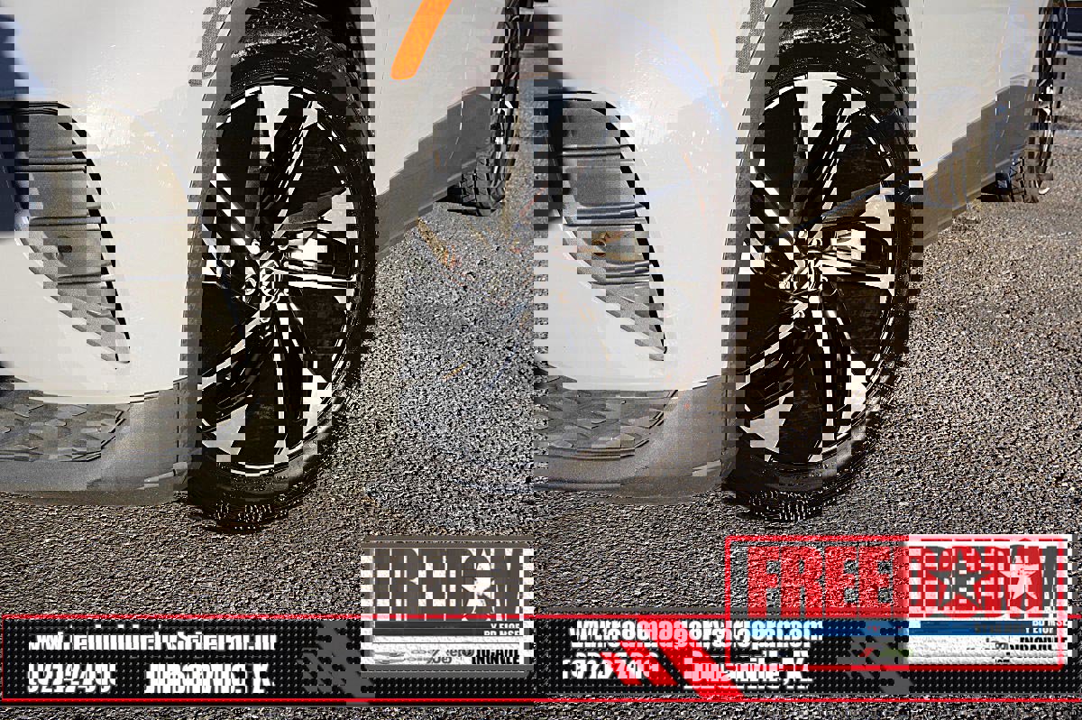 Used 2021 Volkswagen ID.4 Pro S w/ ID.4 Protection Package (IPT) image 9