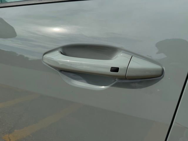 Used 2025 Kia K4 FWD image 32