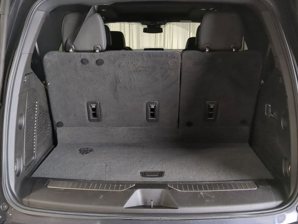 Used 2023 Chevrolet Tahoe Z71 w/ Luxury Package image 50