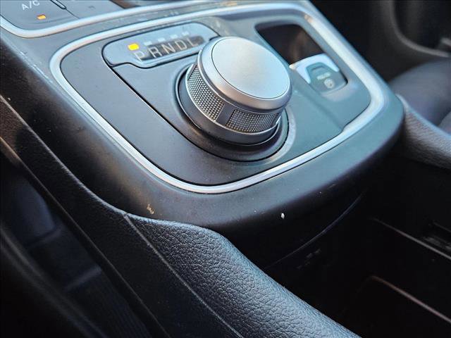 Used 2017 Chrysler 200 Limited Platinum image 12