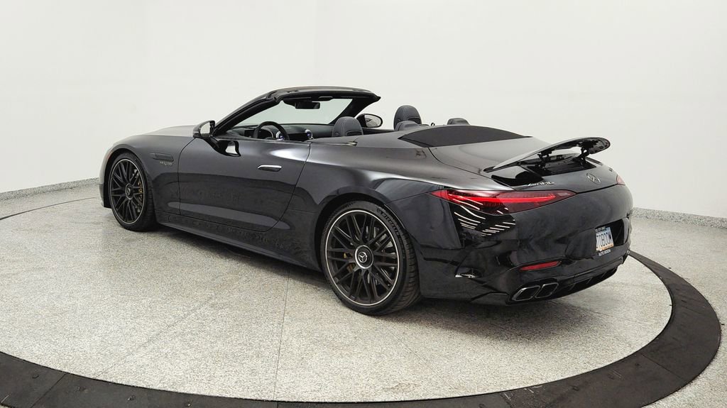 Used 2023 Mercedes-Benz SL 63 AMG 4MATIC image 3