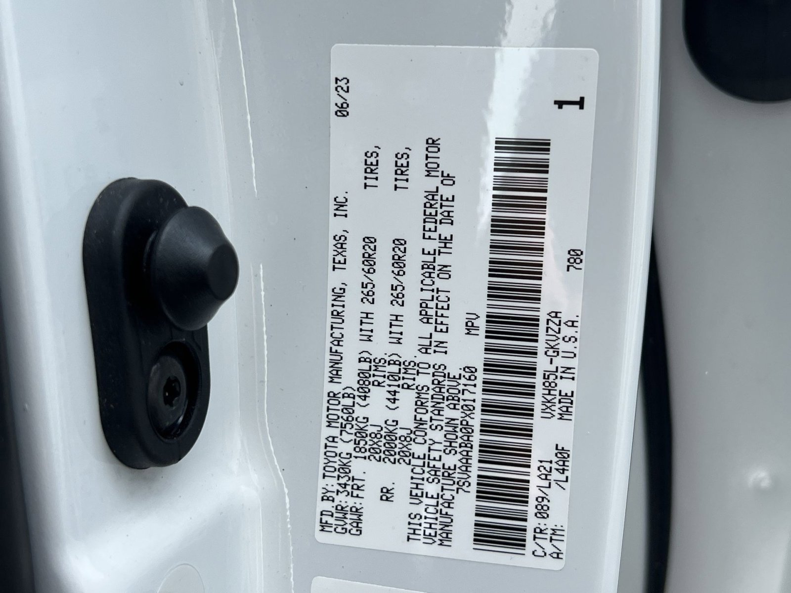 Used 2023 Toyota Sequoia Platinum AWD/4WD image 46