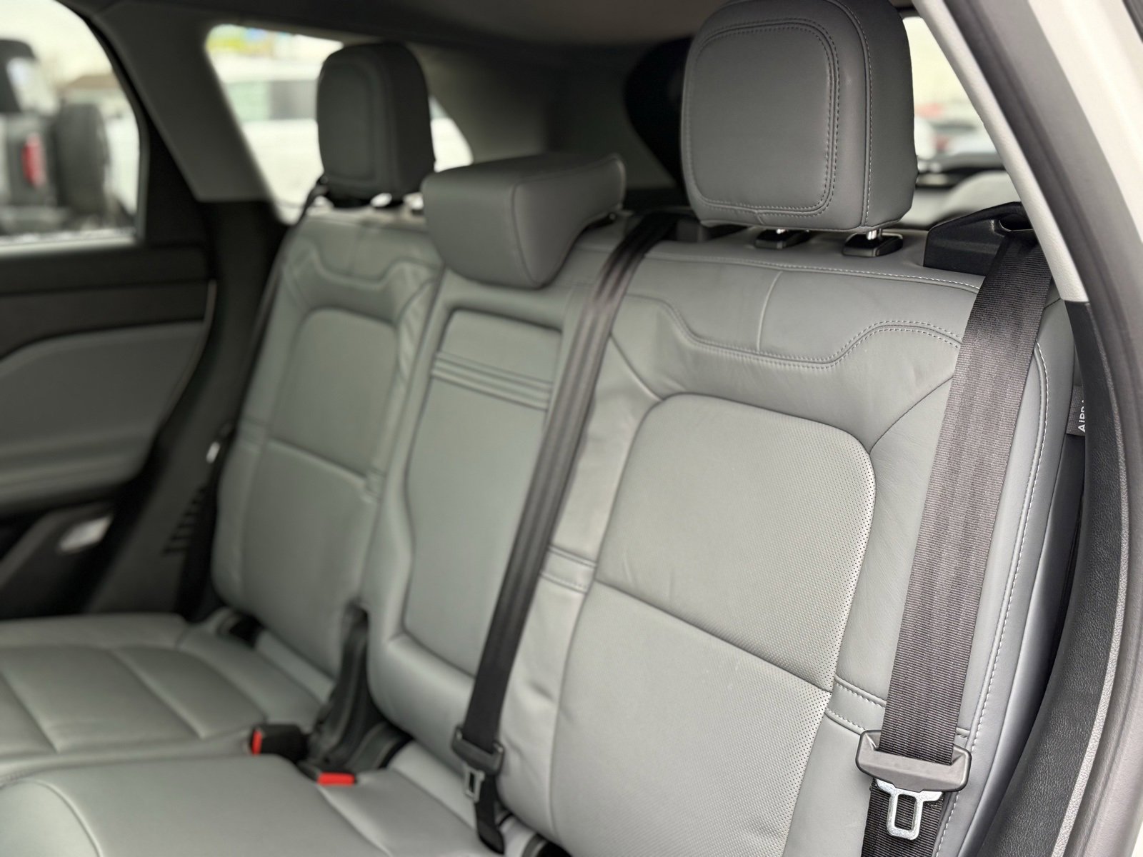 Used 2020 Lincoln Corsair Reserve w/ Equipment Group 201A image 11