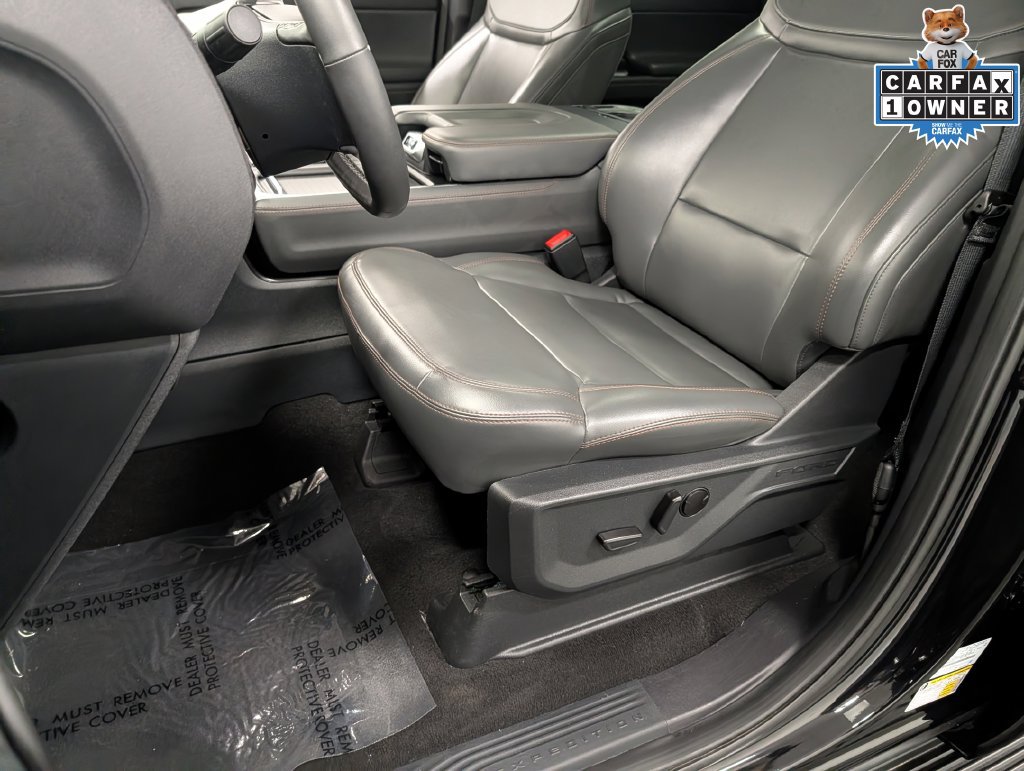 Used 2025 Ford Expedition Active AWD/4WD image 11