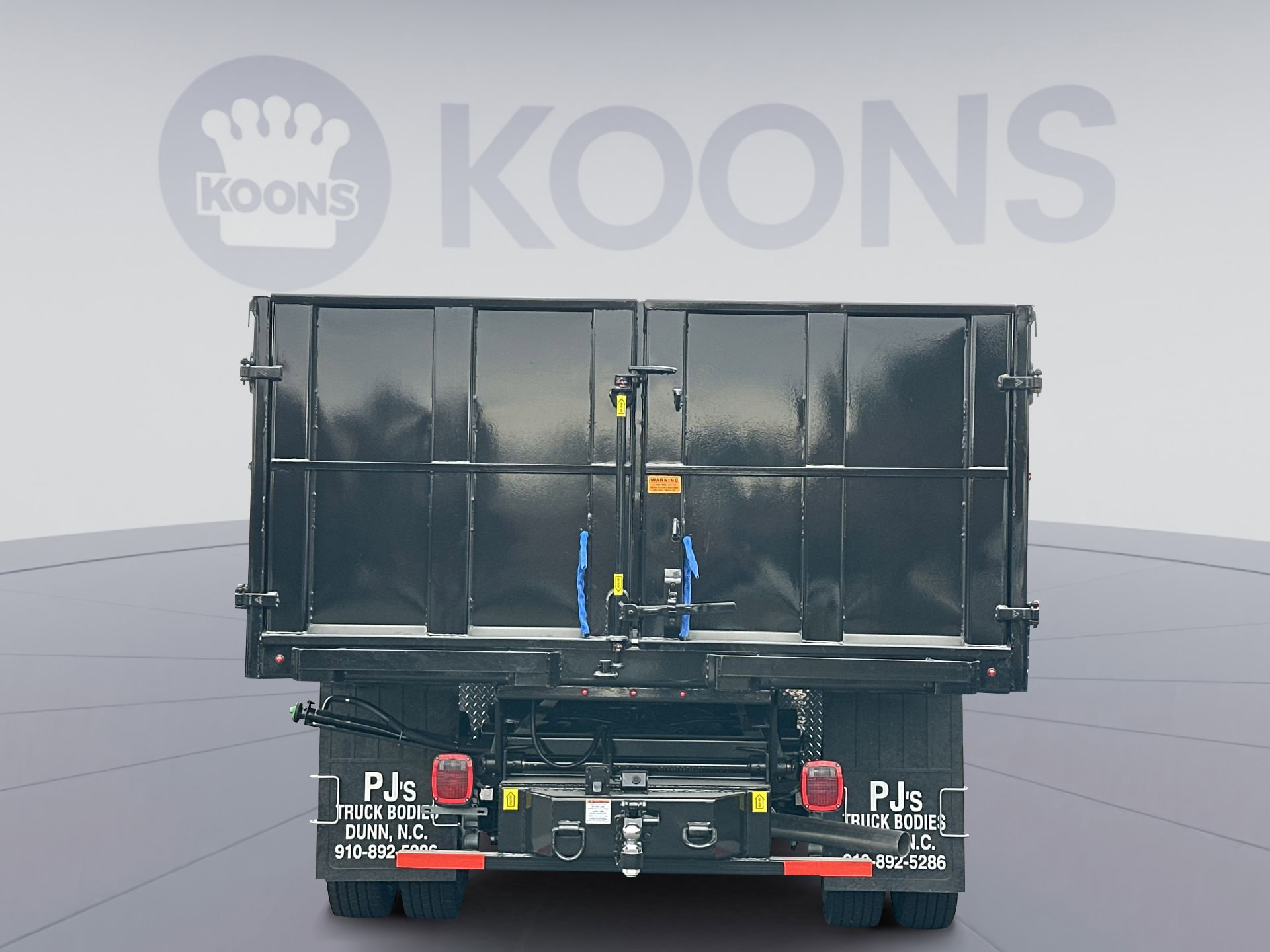 New 2026 Ford F550 4x4 Regular Cab Super Duty image 5