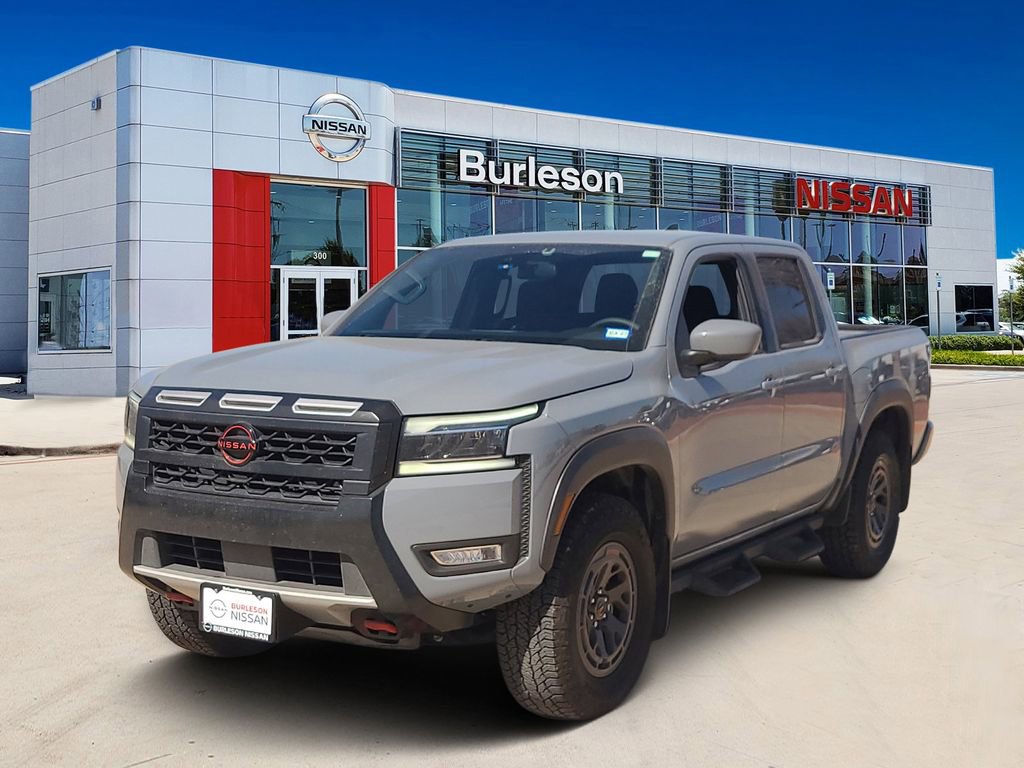 Used 2025 Nissan Frontier PRO-4X AWD/4WD image 1
