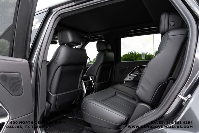 New 2026 Land Rover Range Rover Long Wheelbase SE AWD/4WD image 40