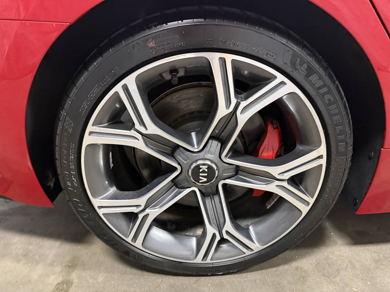 Used 2018 Kia Stinger GT2 AWD/4WD image 7