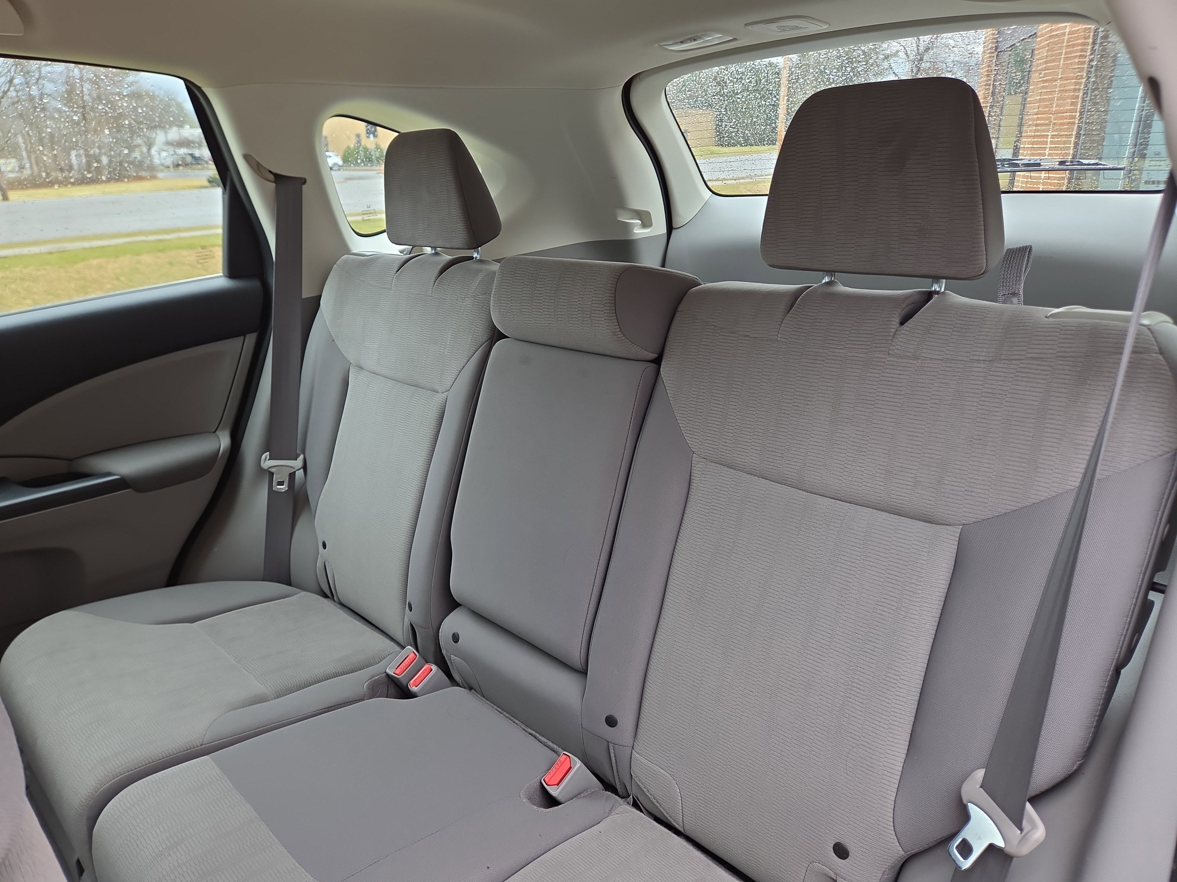 Used 2013 Honda CR-V LX image 12