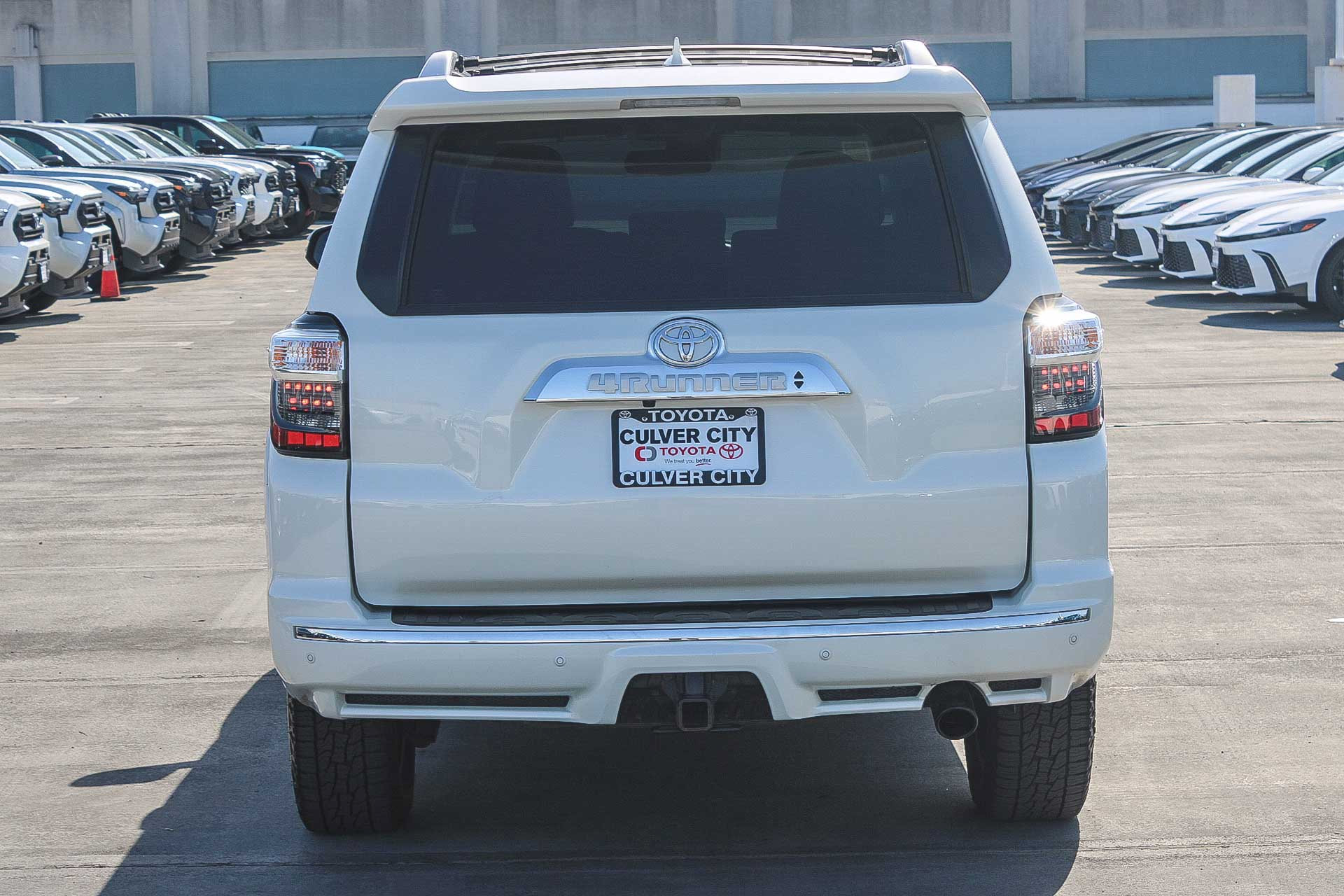 Used 2023 Toyota 4Runner Limited AWD/4WD image 8