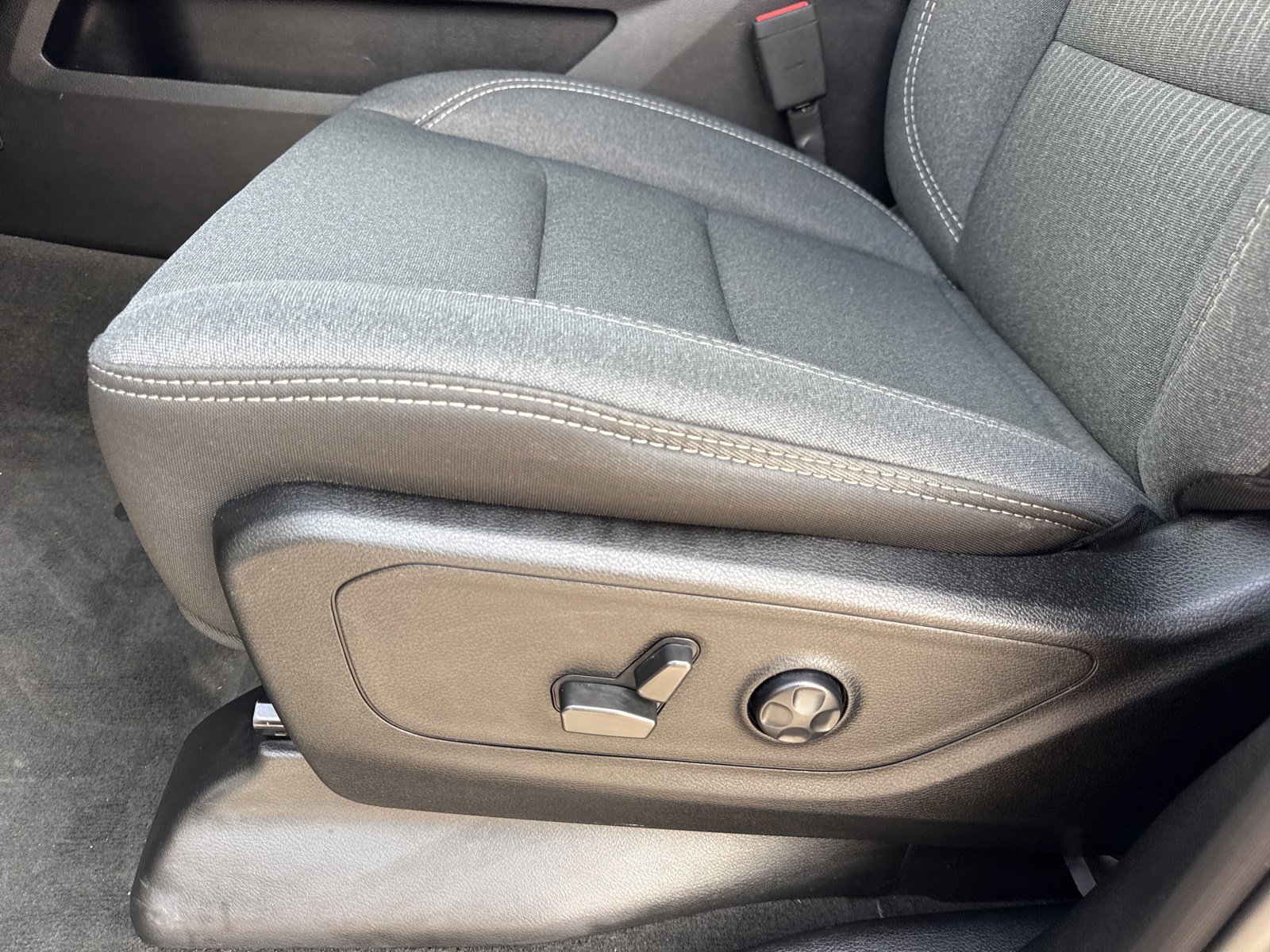 Used 2021 RAM 1500 Big Horn AWD/4WD image 12