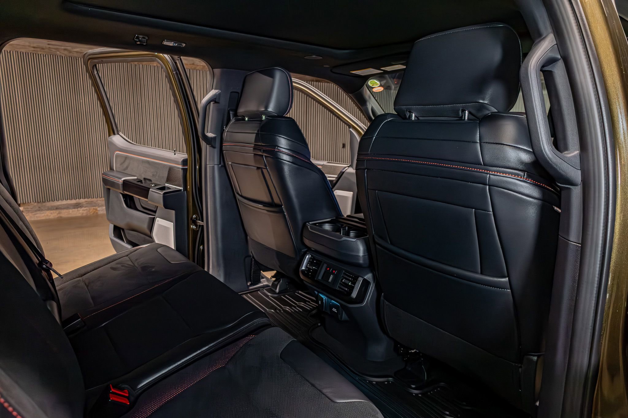 Used 2025 Ford F150 Raptor w/ Equipment Group 803A Raptor R image 28