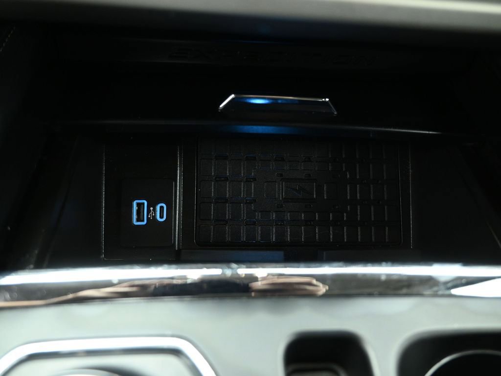 Certified 2024 Ford Expedition Max XLT image 18