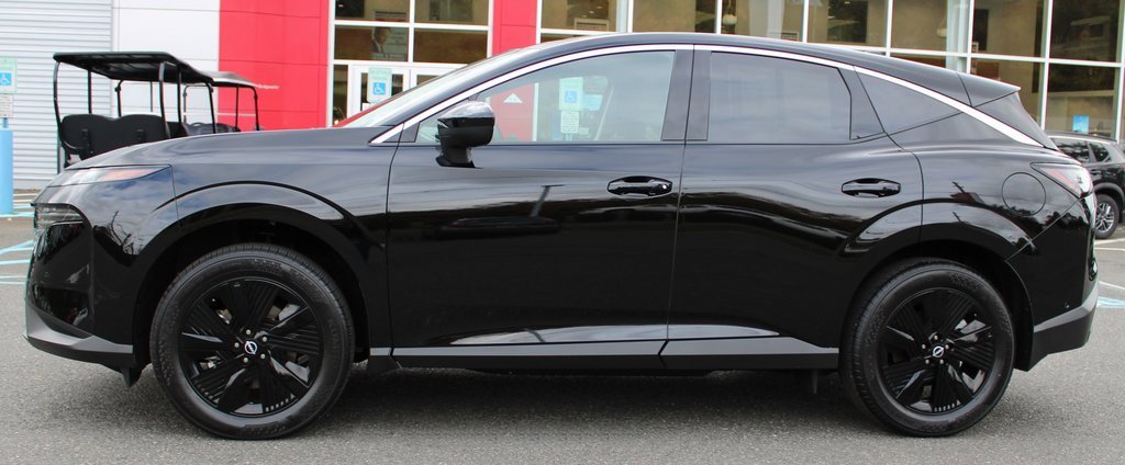 Certified 2025 Nissan Murano SV image 9